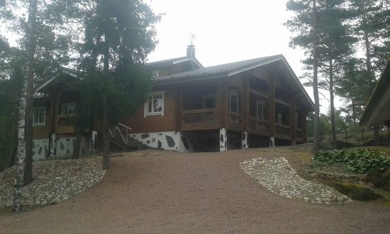 Kiukaisten Huvilaveistämö kohde 12